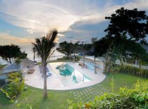 Villa Seascape, Pool mit Blick auf den Ozean
