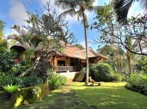 Villa Alamanda, Jardin Tropical