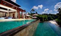 4 Bedrooms Villa Champuhan in Tabanan - Tanah Lot