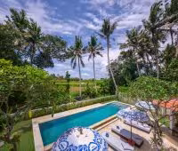 Villa Paletu, Piscine avec vue